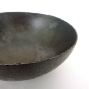鉄のお椀 -成田理俊-